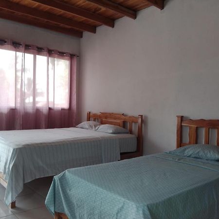 Oceans Hostal Санта-Каталина Экстерьер фото